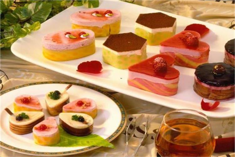 状元糕，是中国传统糕点小吃之一，是浙江嘉兴的著名特